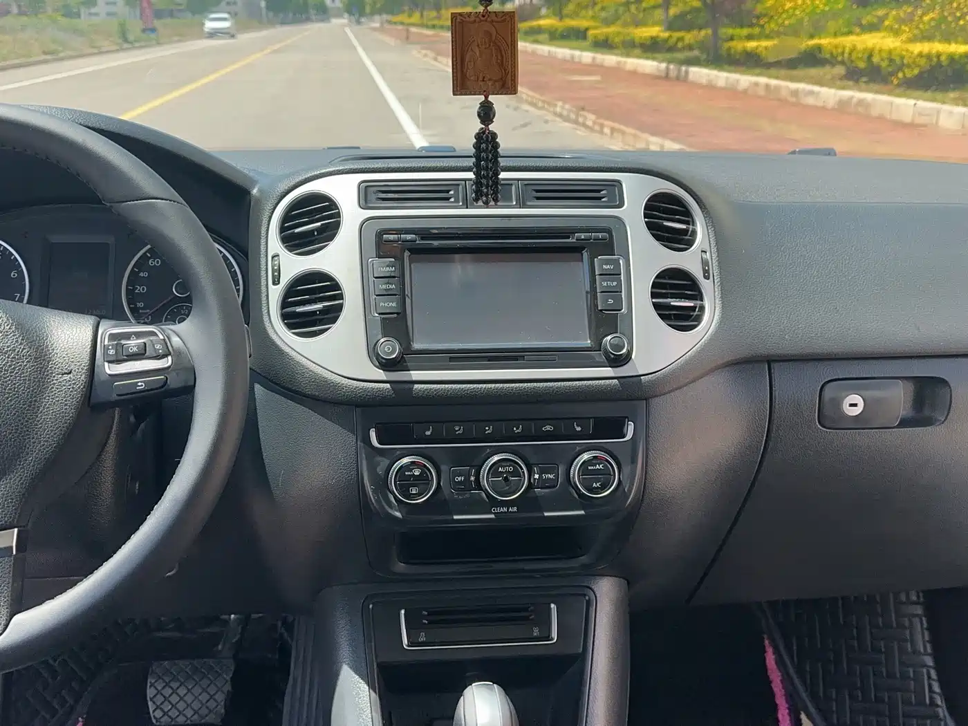 Volkswagen Tiguan 2016 Model 300TSI Automatic 2WD Luxury Edition фото 15