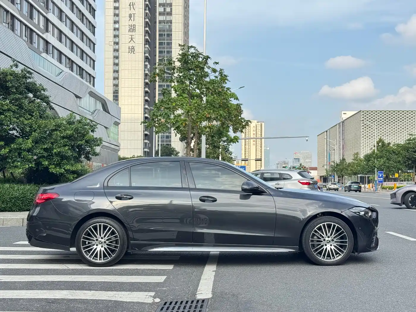 Mercedes-Benz C-Class 2022 C 260 L Sport Edition фото 4