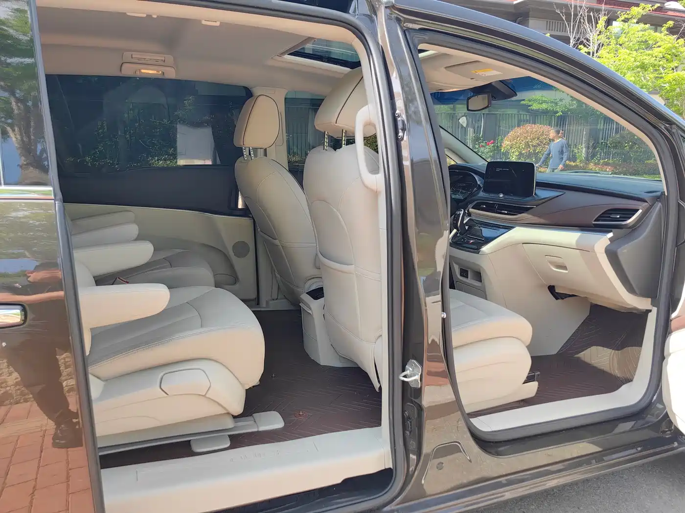 Buick GL8 2021 Land Business Class 652T Comfort фото 6