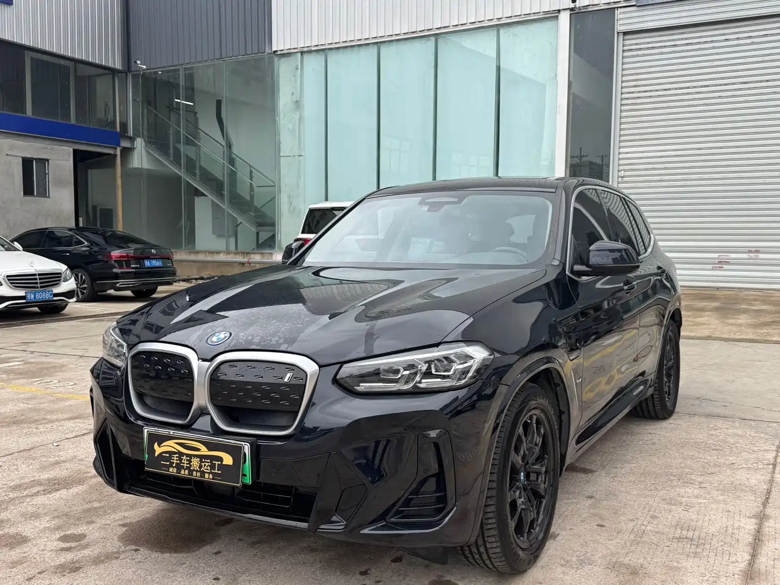 Фото 1 - BMW iX3