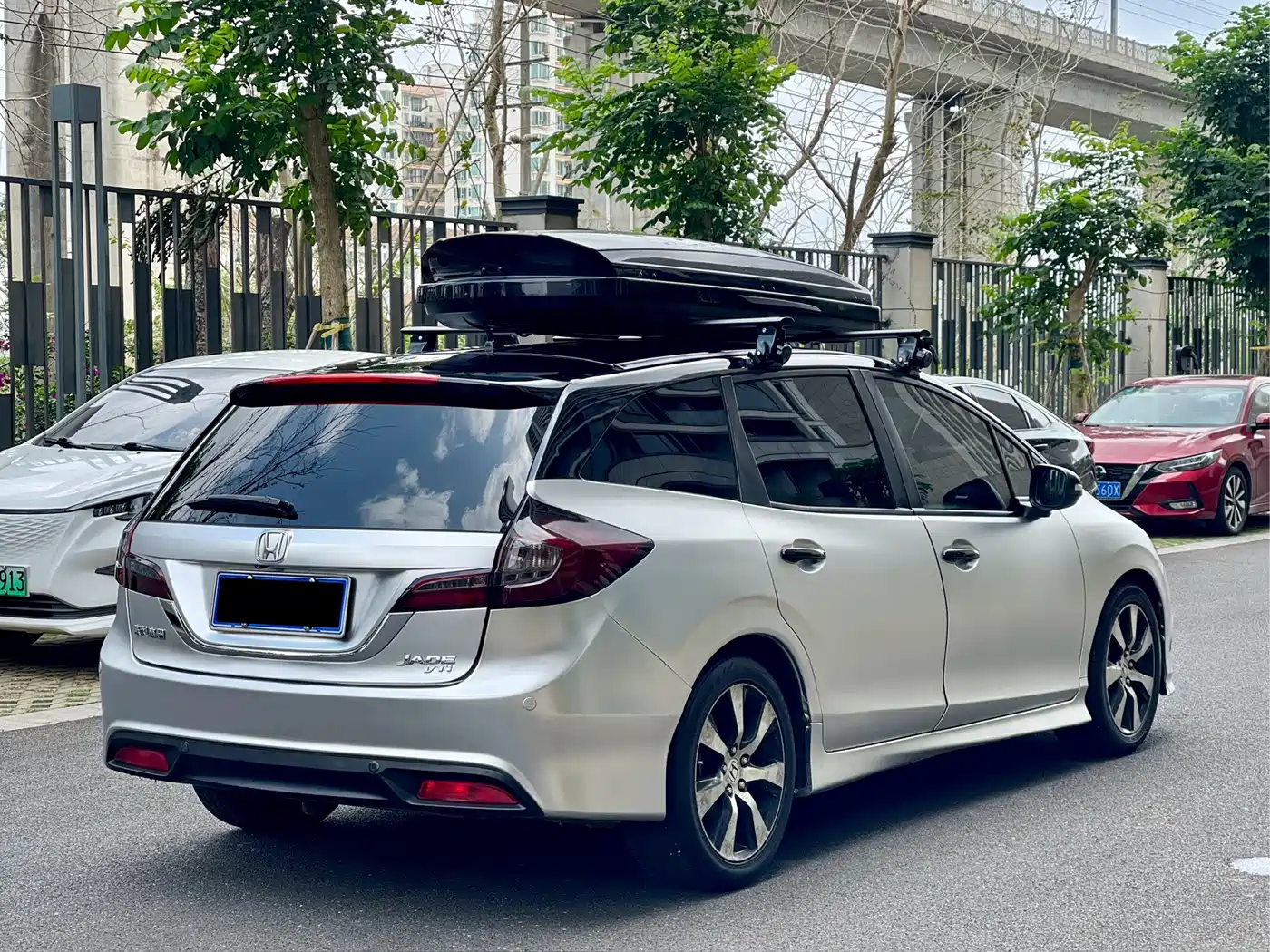 Honda Jade 2013 1.8L CVT Luxury 6-seater фото 9
