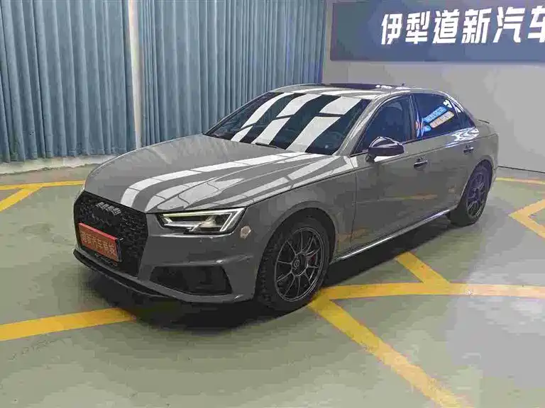 Audi A4L 2019 45 TFSI quattro Sport (China V)