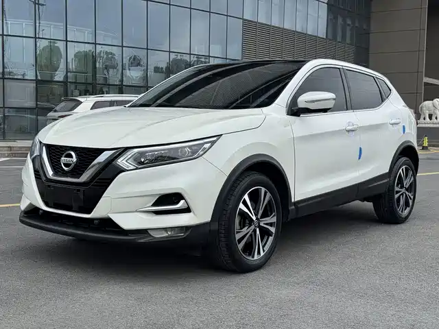 Nissan Qashqai 2021 2.0L CVT Luxury Version