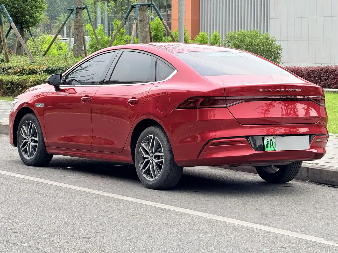 BYD Qin PLUS 2021 DM-i 120KM Premium фото 9