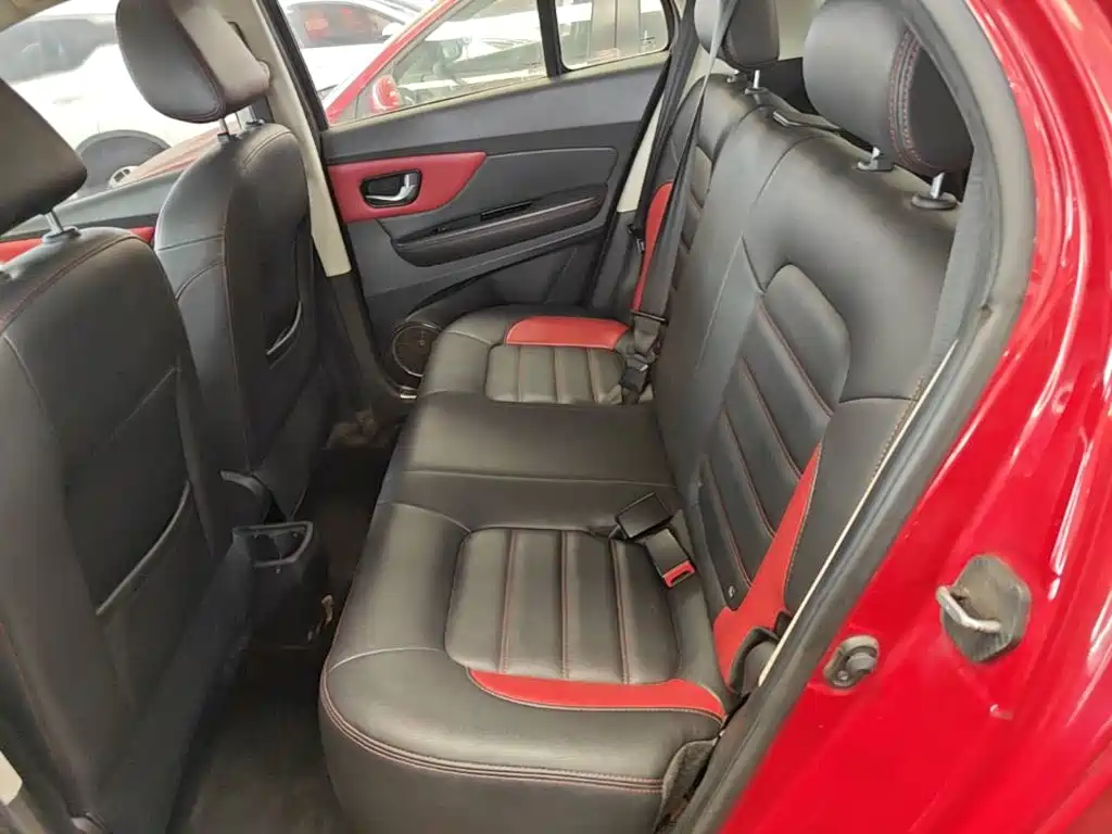 Haval H1 2015 2015 1.5L AMT Luxury