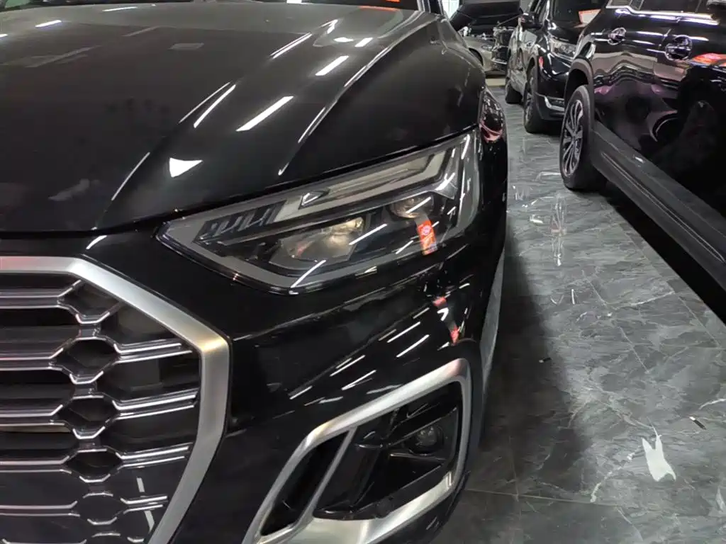 Audi Q5L 2022 40T Luxury Dynamic фото 24