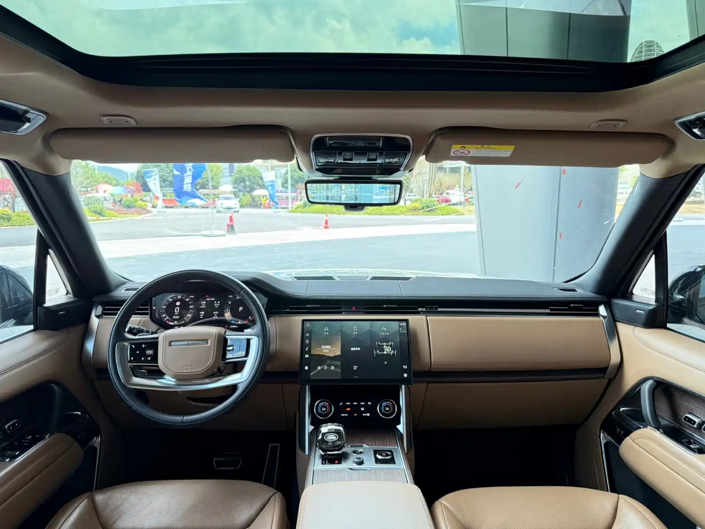 Land Rover Range Rover 2023 2023 3.0 L6 360PS Golden Age Edition
