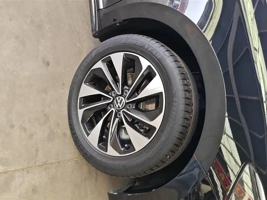 Volkswagen Passat 2022 330TSI Elite Edition фото 6