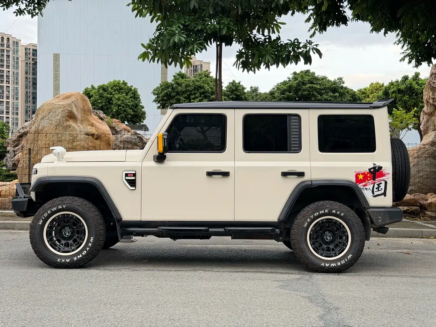 212 T01 2025 2024 2.0T Explorer
