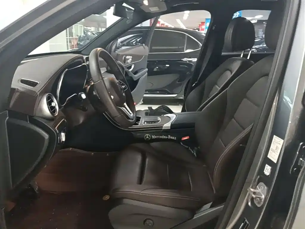 Mercedes-Benz GLC 2020 Facelift GLC 260 L 4MATIC Dynamic фото 15