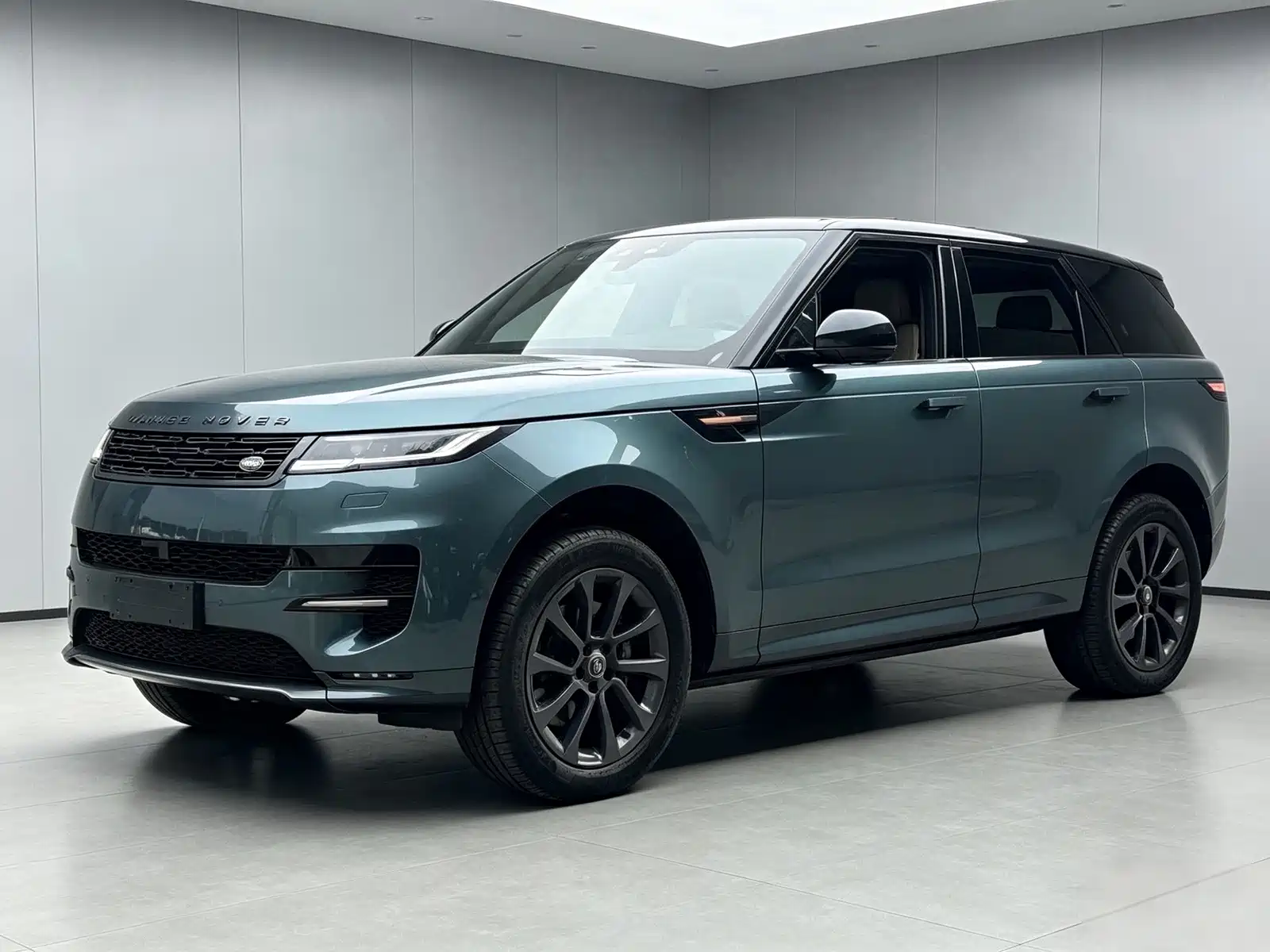 Фото 1 - Land Rover Range Rover Sport