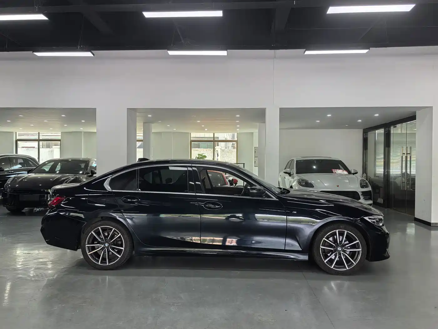 Фото 4 - BMW 3 Series
