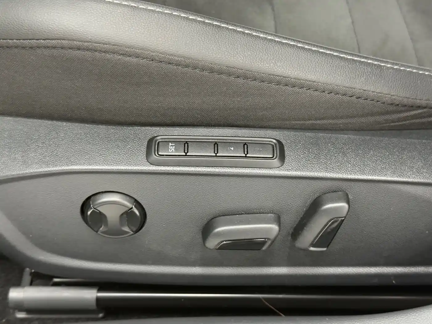 Volkswagen Sagitar 2022 280TSI DSG Excellence Edition фото 13