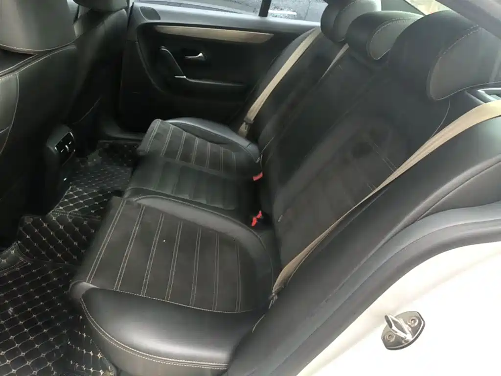 Volkswagen FAW-Volkswagen CC 2018 1.8TSI Premium фото 17