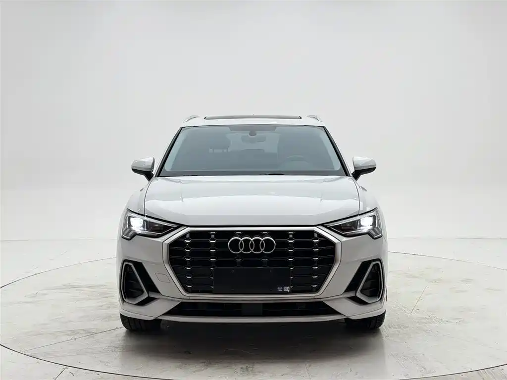 Audi Q3 2023 35 TFSI Fashion Dynamic (1.4T) фото 2