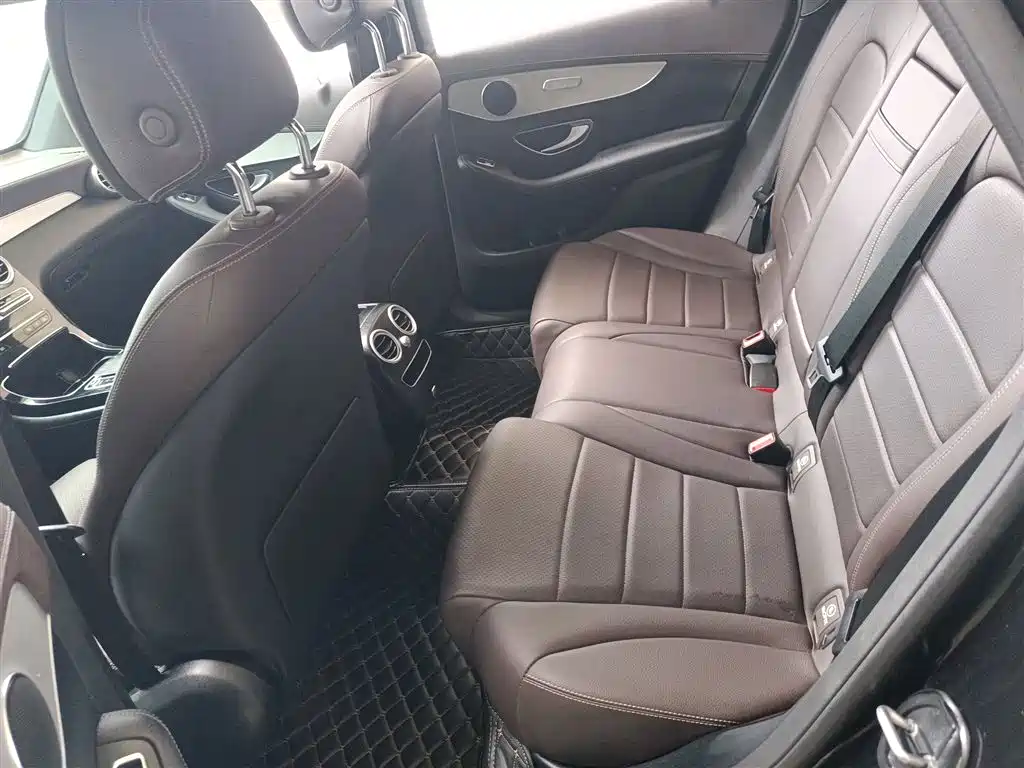 Mercedes-Benz GLC 2022 Facelift III GLC 260 L 4MATIC Dynamic фото 17