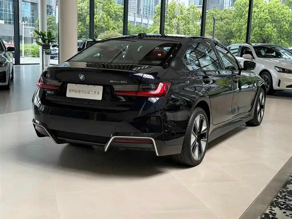 BMW i3 2024 eDrive 40 L Shadow Night Package фото 7