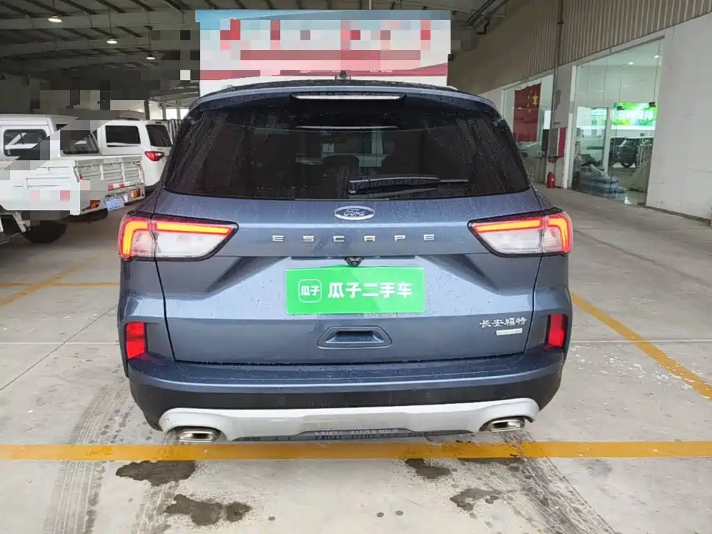 Ford Escape 2023 2020 EcoBoost 245 2WD Premium Edition