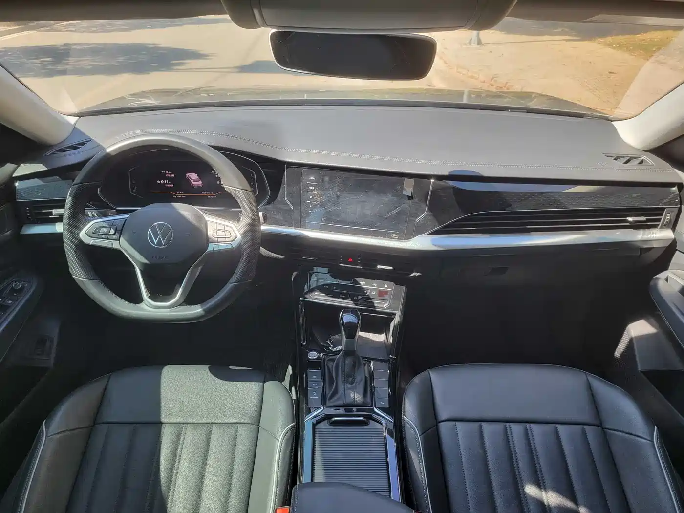 Volkswagen Passat 2022 330TSI Starlight Elite Edition фото 5