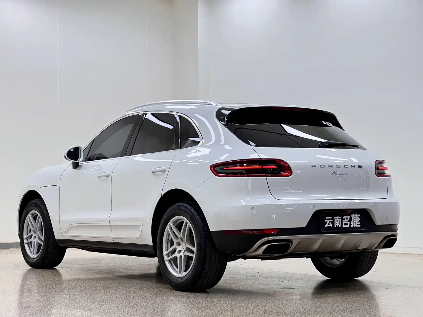 Porsche Macan 2017 Macan 2.0T фото 4