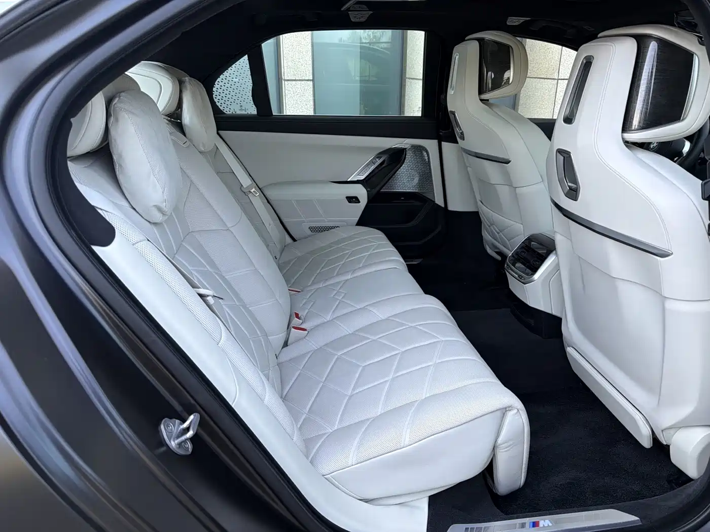BMW i7 2025 2023 Model xDrive60L M Sport Package