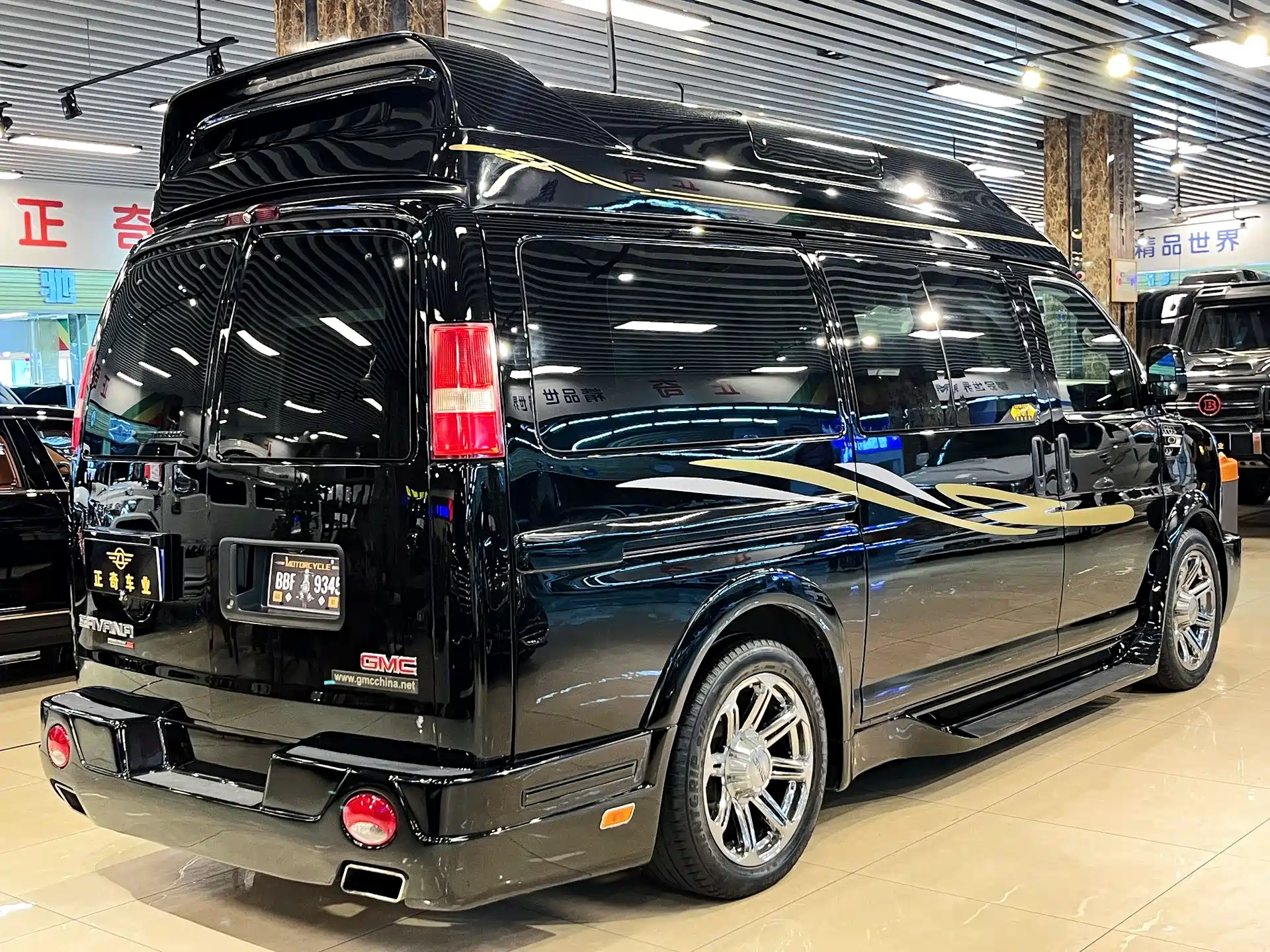 Фото 6 - GMC Savana