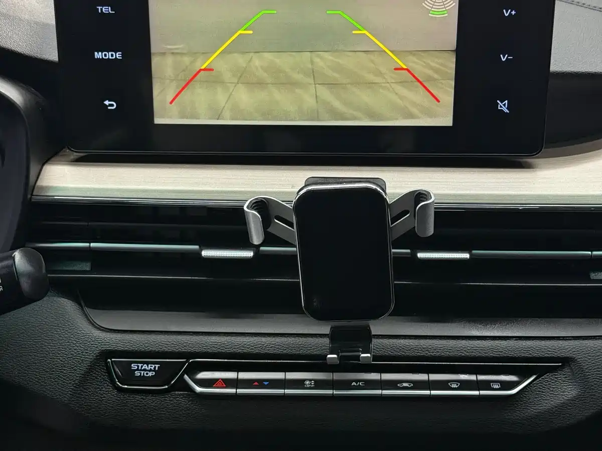 GEELY AUTOMOBILE VISION X3