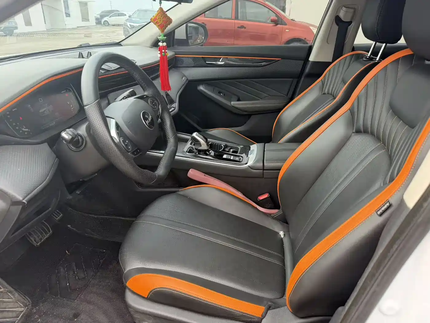 DONGFENG YI HYUN MAX