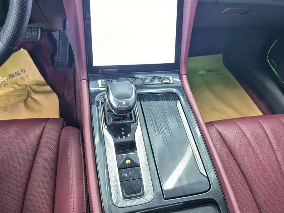 Hongqi H5 2024 1.5T DCT Smart Connect Flag Rhythm Edition фото 16