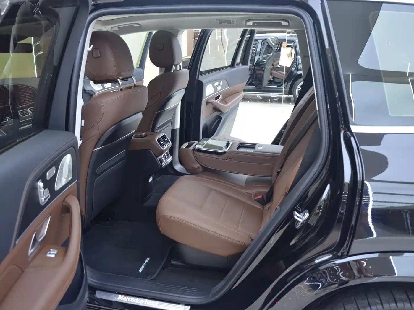 Mercedes-Benz GLS 2024 GLS 450 4MATIC Fashion Edition фото 5