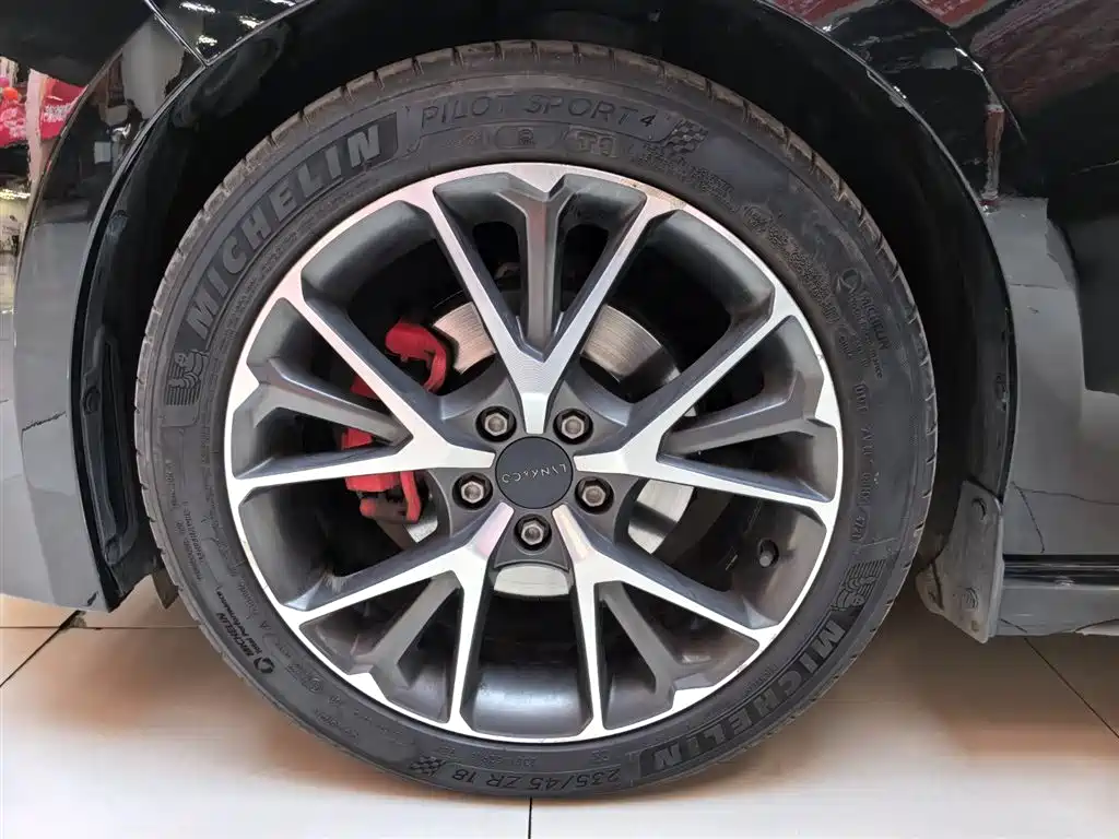 Lynk & Co 03 2021 1.5TD DCT Jin Pro фото 19