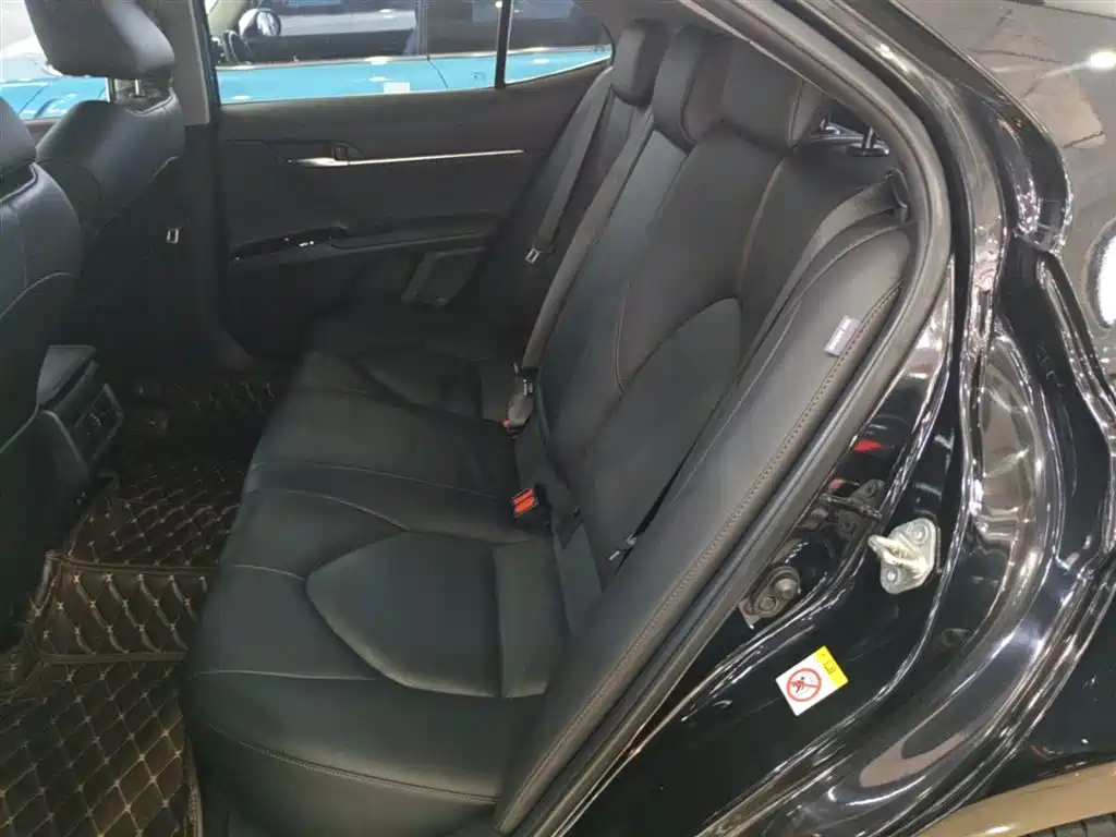 Toyota Camry 2018 2.0G Luxury Edition фото 17