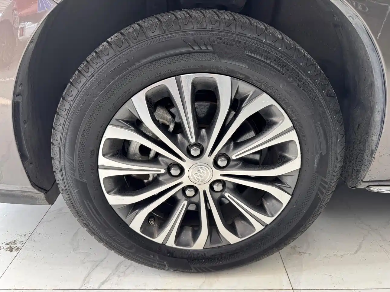 BUICK GL8