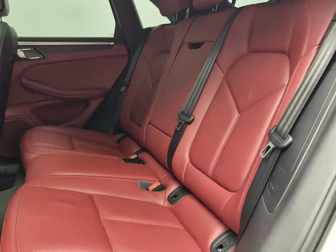 Porsche Macan 2023 Macan 2.0T фото 16