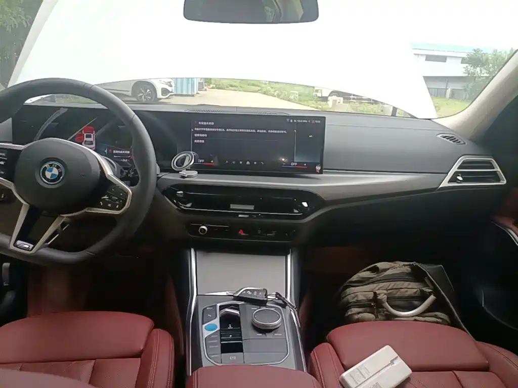 BMW i3 2025 eDrive 35 L фото 13