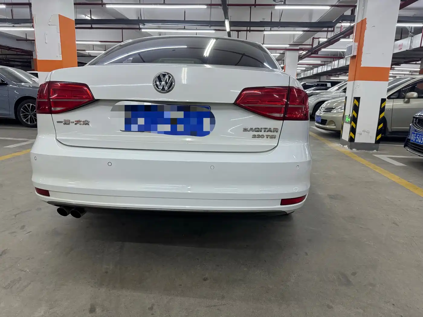 Volkswagen Sagitar 2015 230TSI Automatic Comfort фото 9