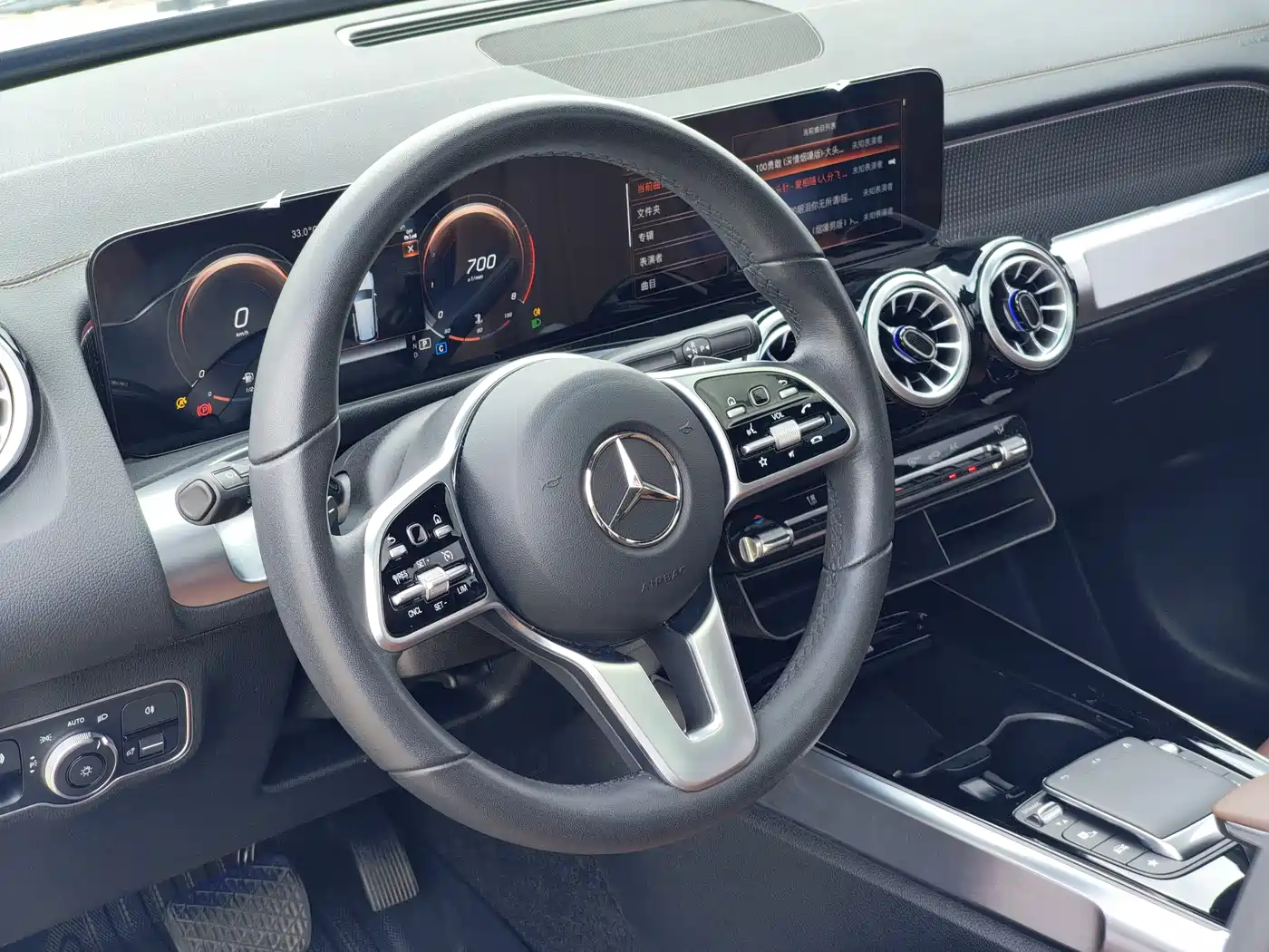 Mercedes-Benz GLB 2023 GLB 220 Dynamic фото 14