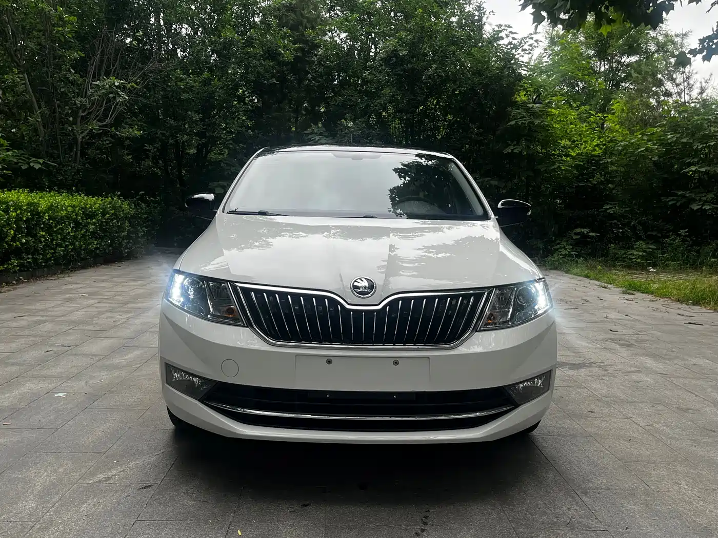 Škoda Skoda Rapid Spaceback 2018 TSI230 DSG Sport Edition фото 6