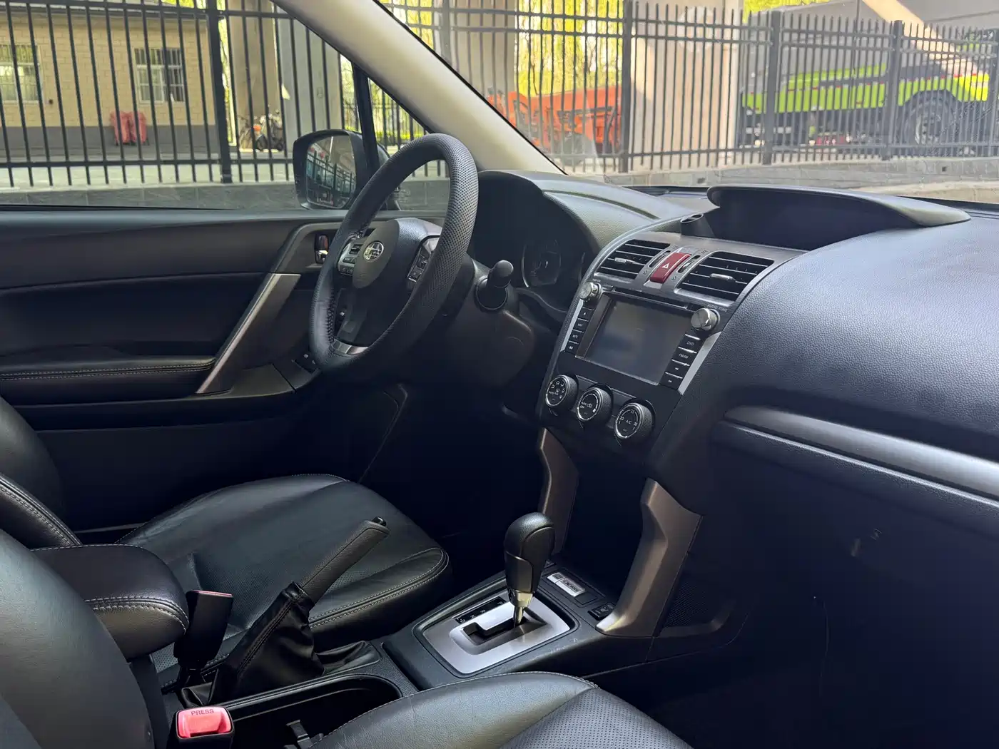 Subaru Forester 2014 2.5i Automatic Elite Edition фото 10