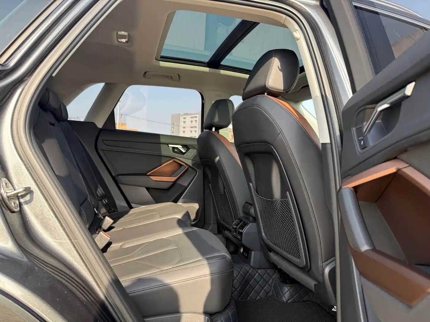 Audi Q3 2022 35 TFSI Fashion Elegance фото 16