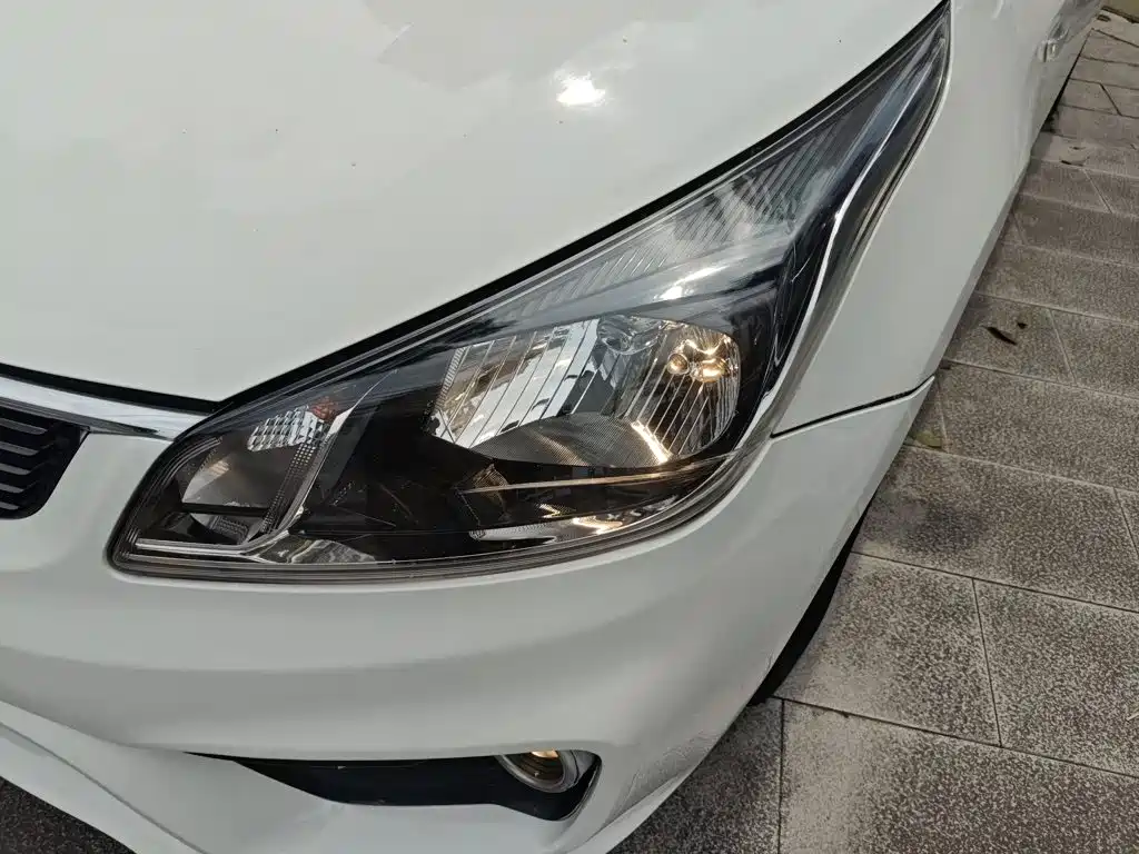 Kia K2 2018 2017 Sedan 1.4L AT 15th Anniversary Special Edition GLS