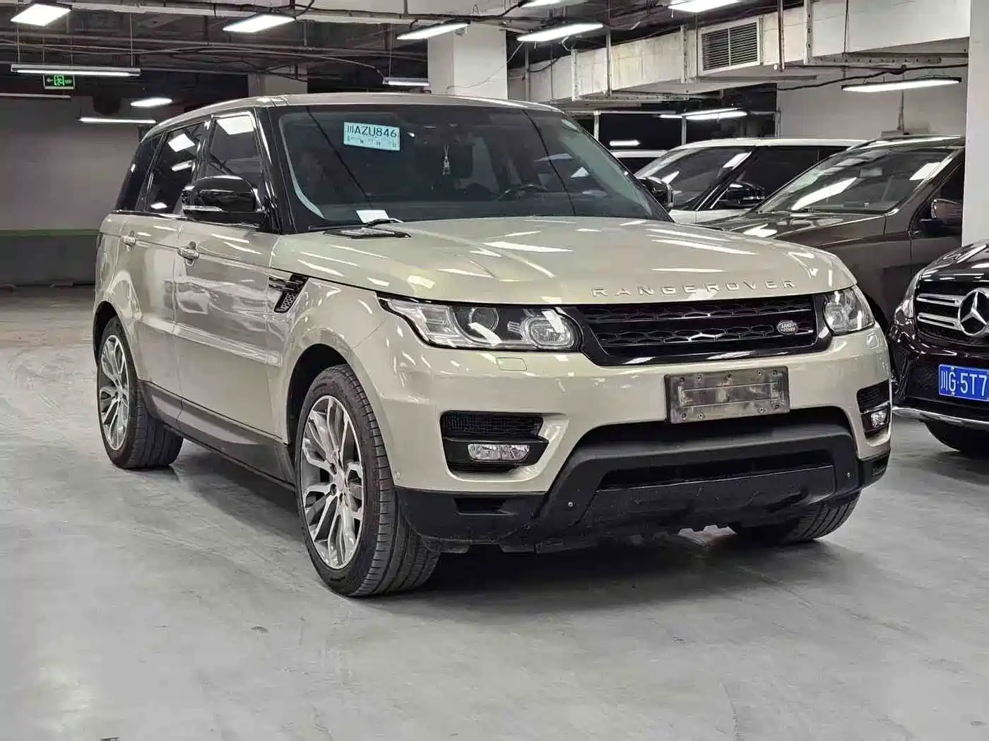 Land Rover Range Rover Sport 2014 3.0 SC V6 HSE фото 3