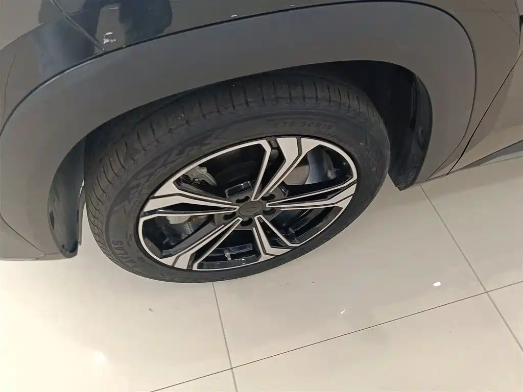 Geely Galaxy Galaxy L7 2023 1.5T 115km PLUS фото 23