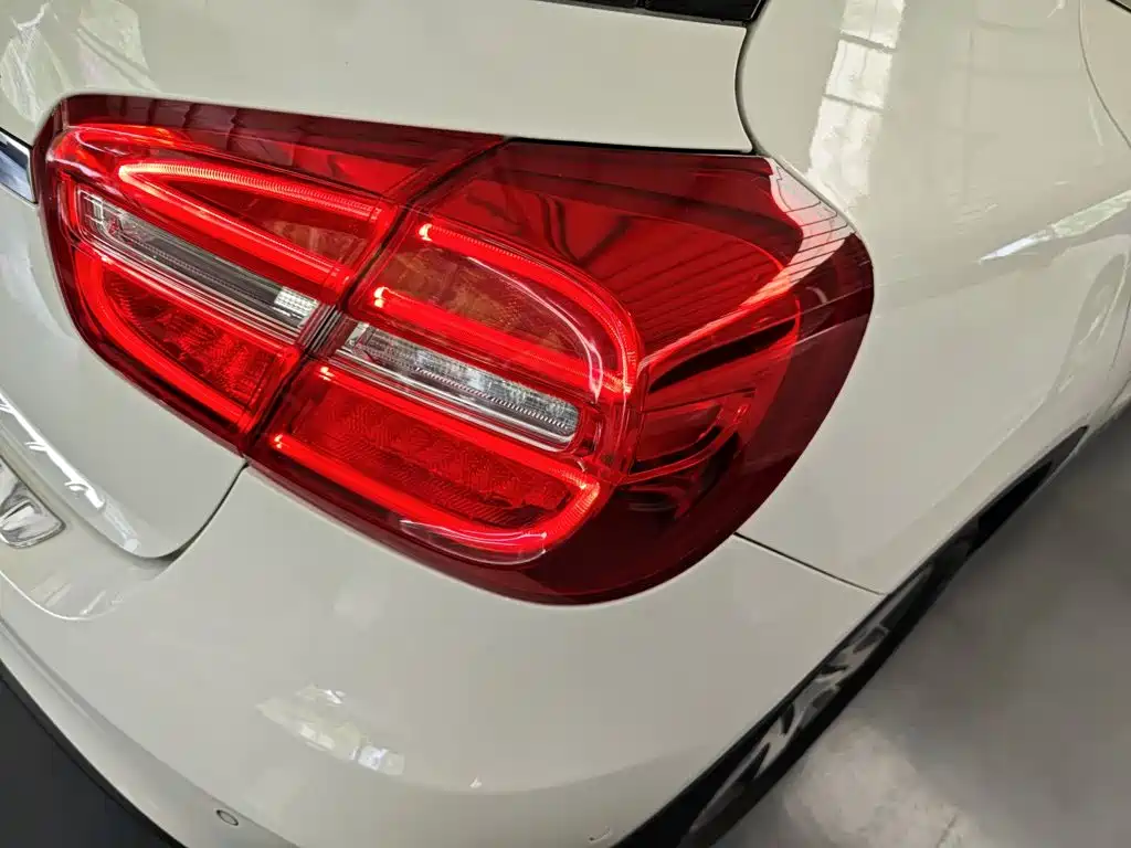 Mercedes-Benz GLA (Import) 2015 2015 GLA 260 4MATIC