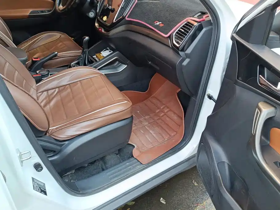 Changan Oshan Changan Oushang CX70 2016 2016 1.6L Manual Luxury