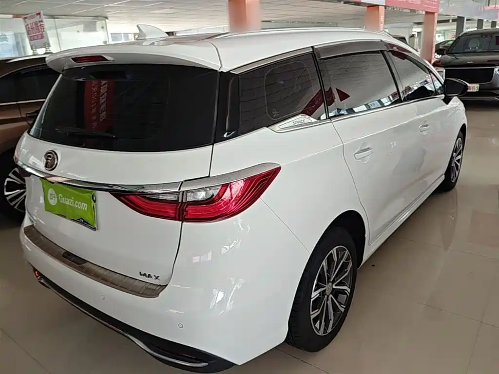 BYD Song MAX 2019 1.5T Auto Smart Connect Dynamic 7-seater China V фото 7