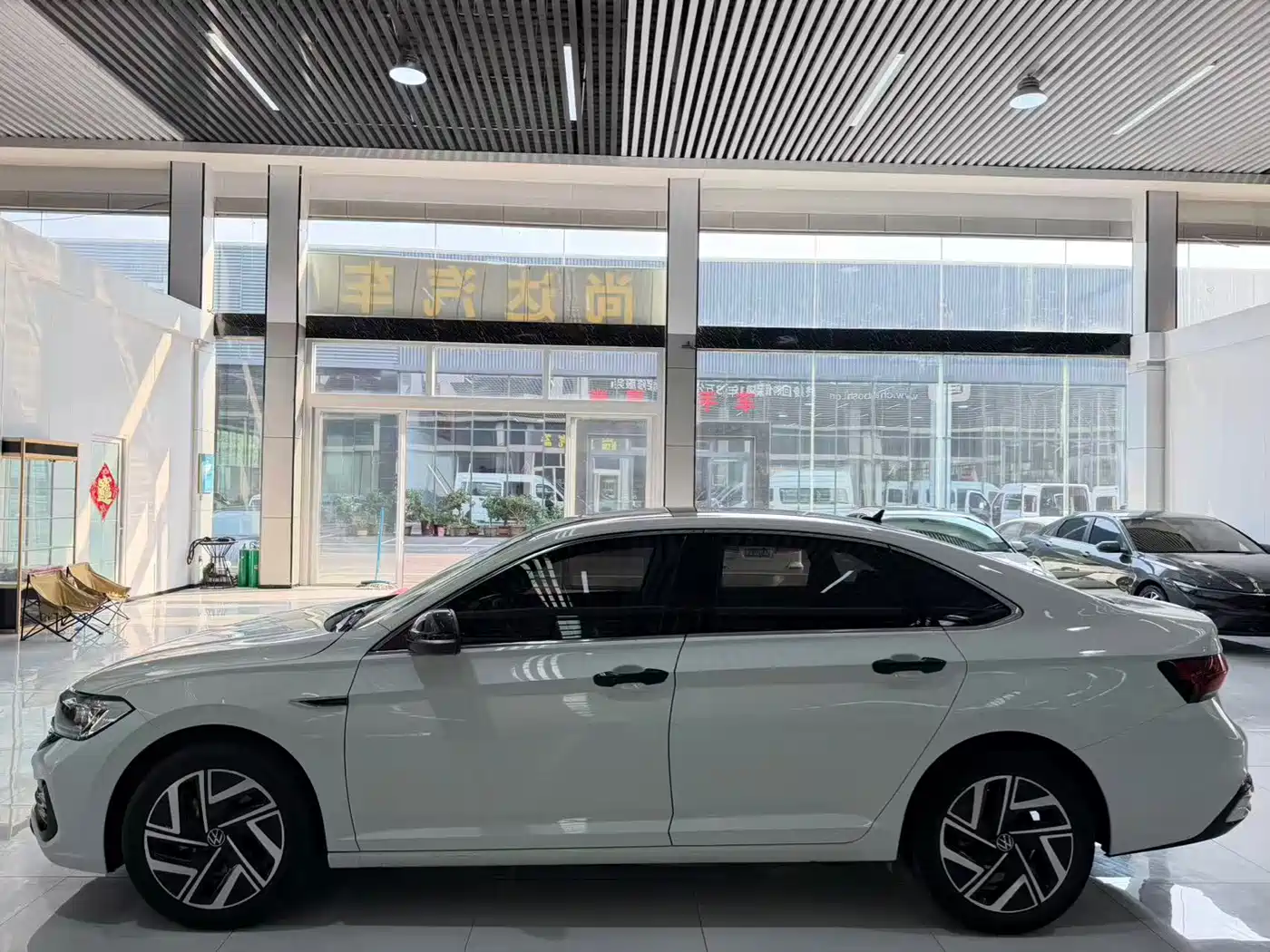 Volkswagen Sagitar, миниатюра 3