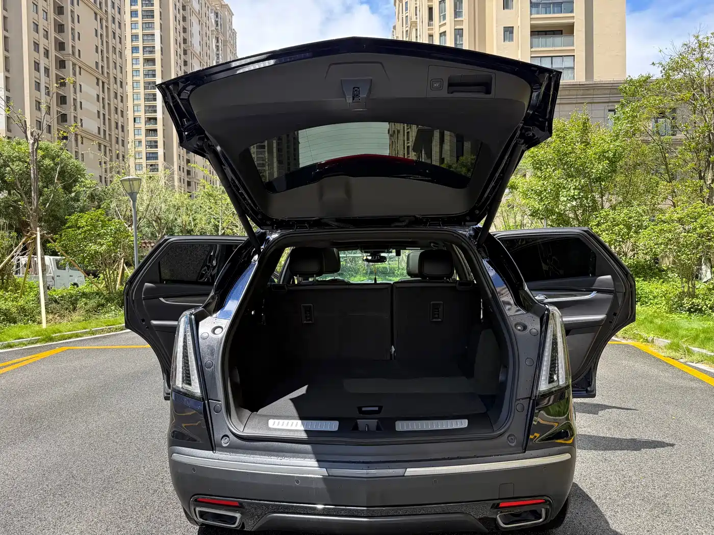 Cadillac XT5 2023 2022 2.0T AWD Luxury (Hummingbird Edition)