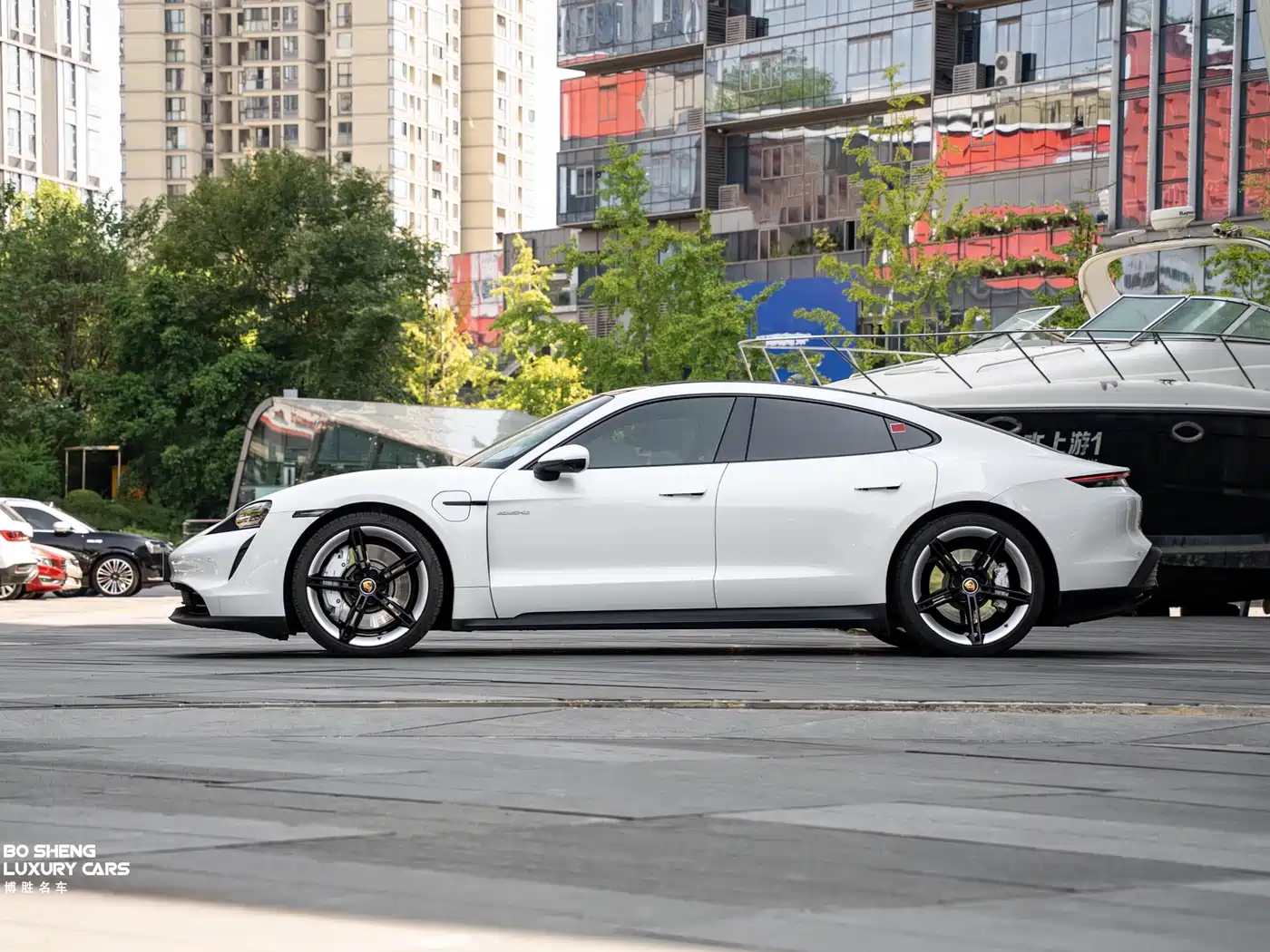 Porsche Taycan 2021 2020 Taycan