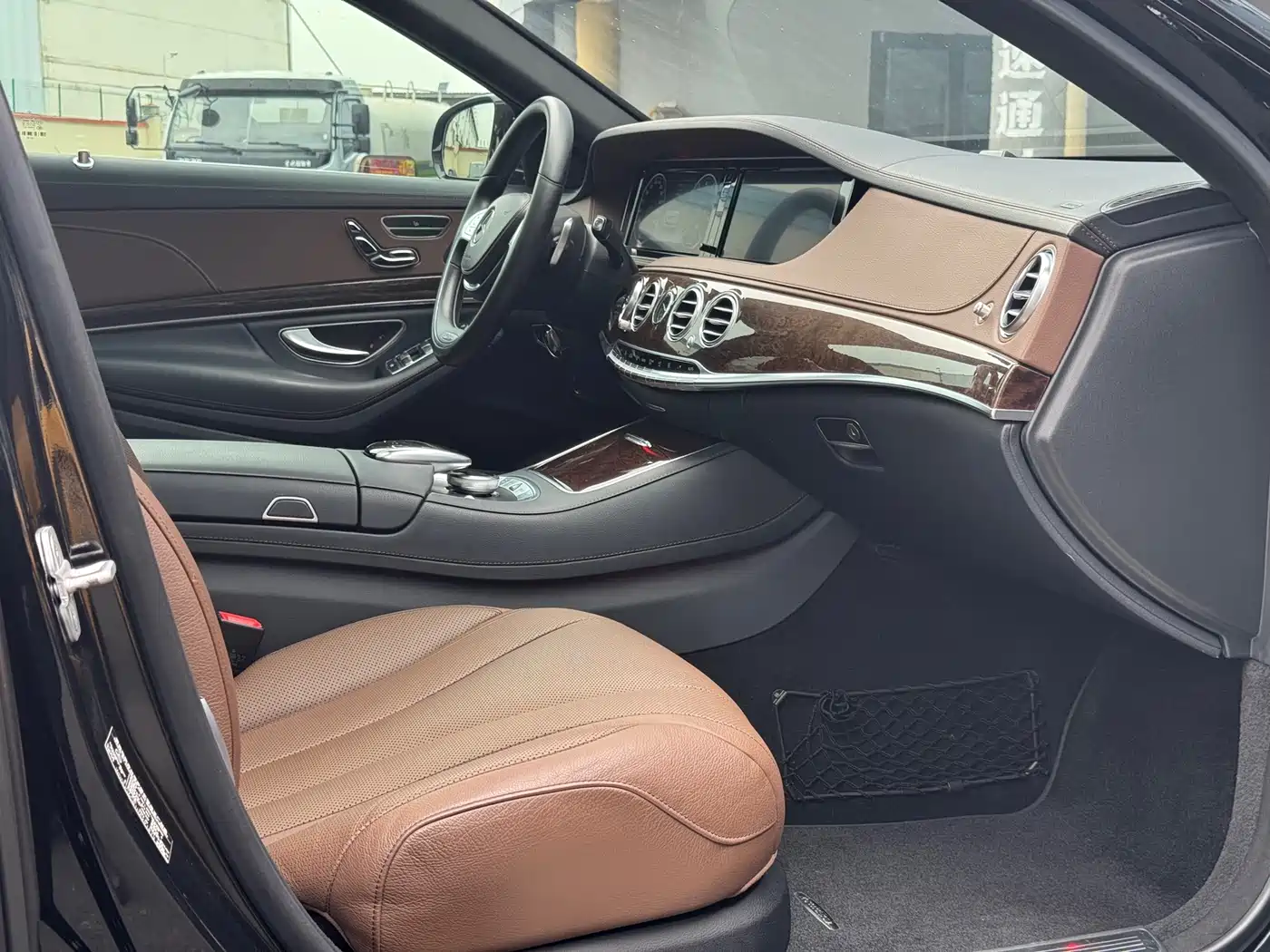 Mercedes-Benz S-Class 2016 S 320 L Business Edition фото 13